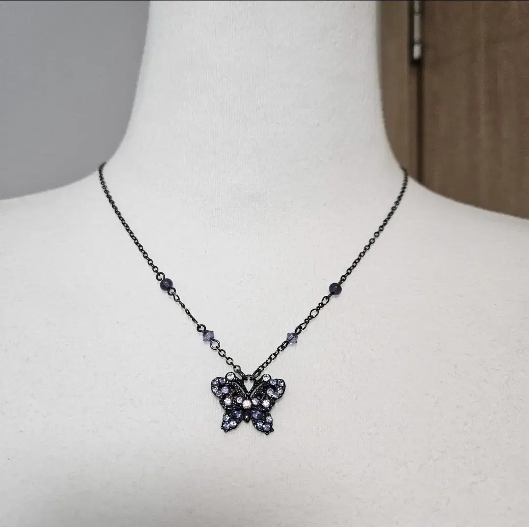 안나수이 나비 펜던트 큐빅 보라 목걸이 Annasui necklace